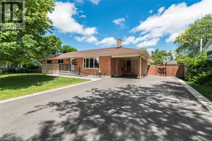 149 SENECA Court, Ancaster, Ontario L9G3C1