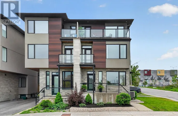 2D RAILWAY STREET, Ottawa, Ontario K1S4N9
