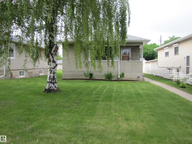 8122 83 AV NW, Edmonton, Alberta T6C1A8