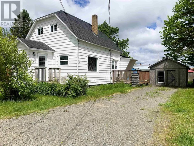 9 Clarke Street, Springhill, Nova Scotia B0M1X0
