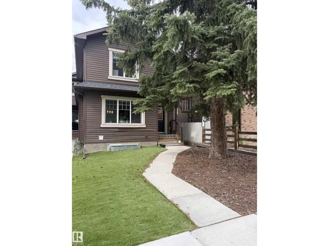 10914 71 AV NW, Edmonton, Alberta T6G0A1