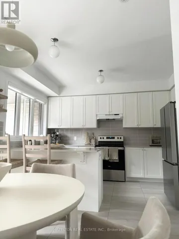 40 DOCKSIDE WAY, Whitby (Port Whitby), Ontario L1N0M6
