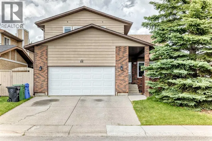 88 Castlefall Way NE, Calgary, Alberta T3J1M7