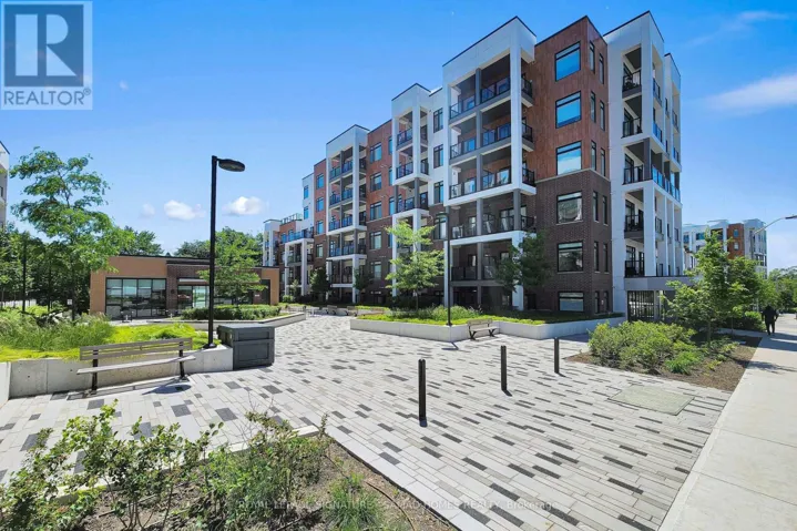 407 - 135 CANON JACKSON DRIVE, Toronto (Beechborough-Greenbrook), Ontario M6M0C3