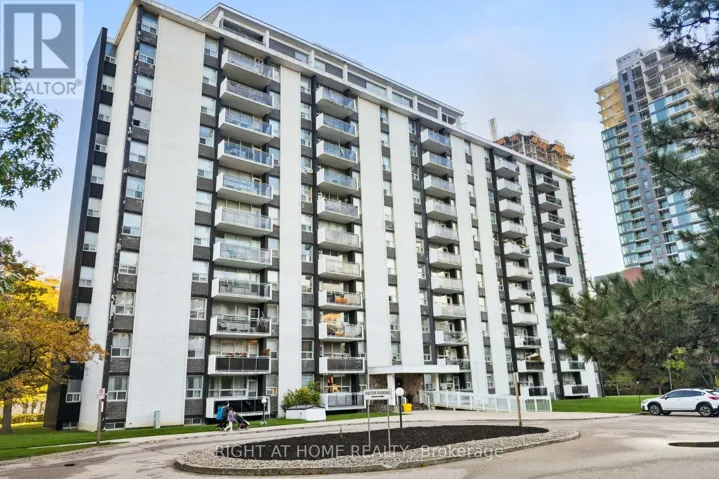 907 - 151 LAROSE AVENUE E, Toronto (Humber Heights), Ontario M9P1B3