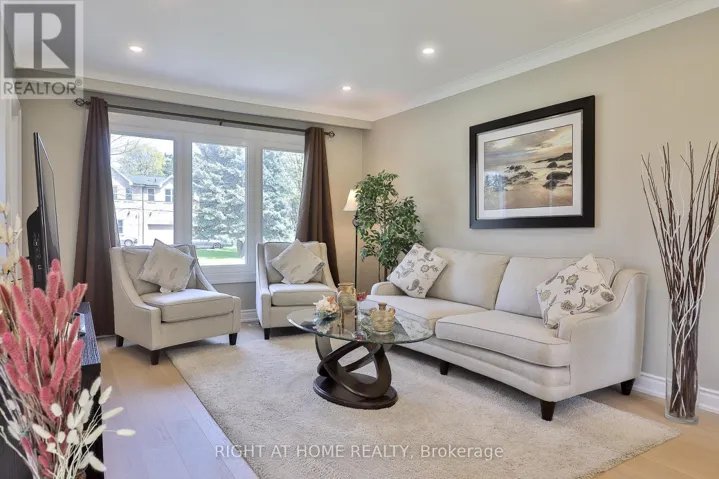 60 ARAGON AVENUE, Toronto (Tam O'Shanter-Sullivan), Ontario M1T1X9