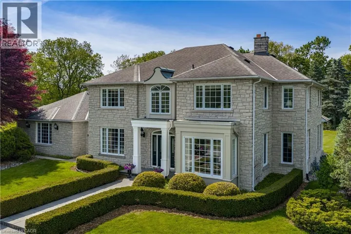 938 GOVERNOR'S Road, Dundas, Ontario L9H5E3