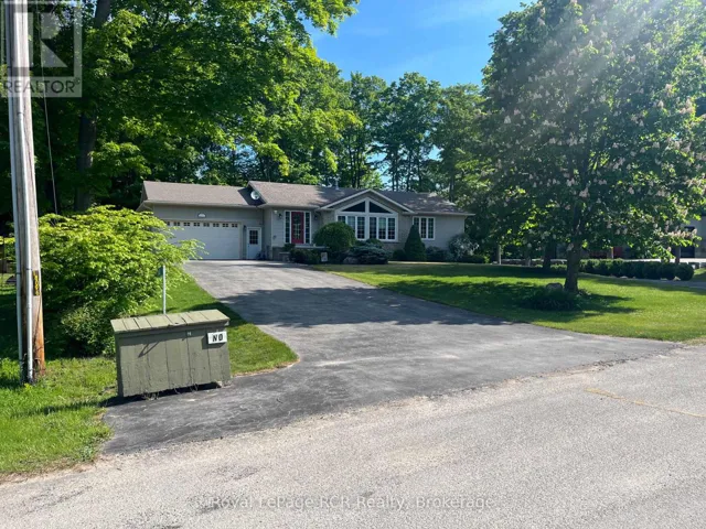 14 FREDERICK STREET, South Bruce Peninsula, Ontario N0H2G0
