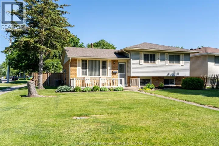 3 GOLDMERE DRIVE, Chatham, Ontario N7M5R3