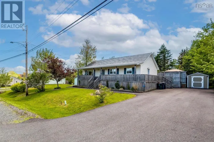20 White Road, Enfield, Nova Scotia B2T1L4