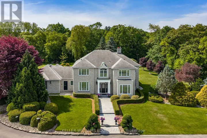 938 GOVERNOR'S ROAD, Hamilton, Ontario L9H5E3