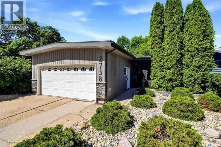 2738 Cameron STREET, Regina, Saskatchewan S4T2W6