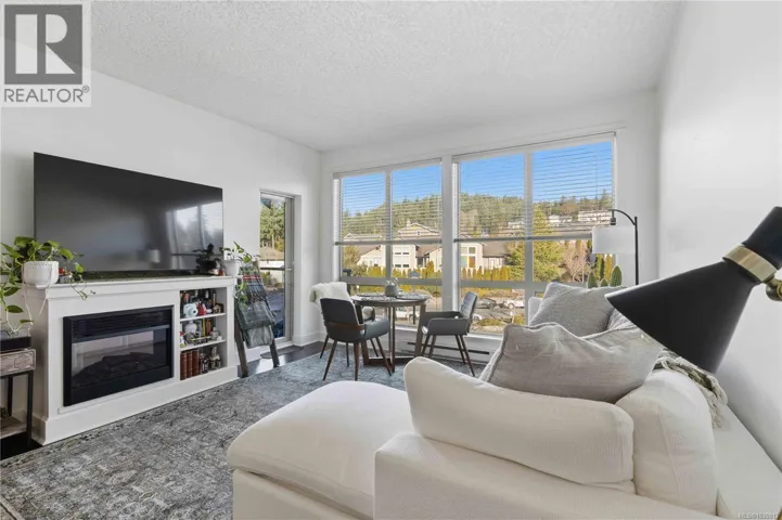 303 627 Brookside Rd, Colwood, British Columbia V9C0C3