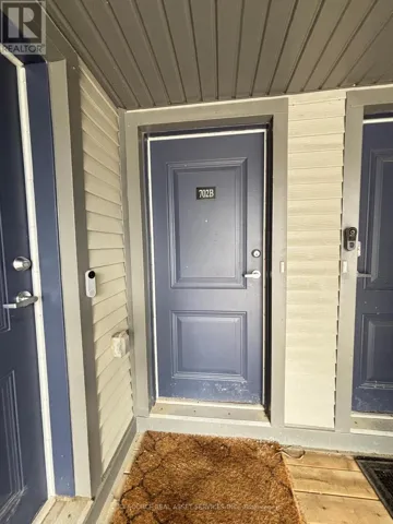 702 B AMBERWING PRIVATE, Ottawa, Ontario K4A5H5