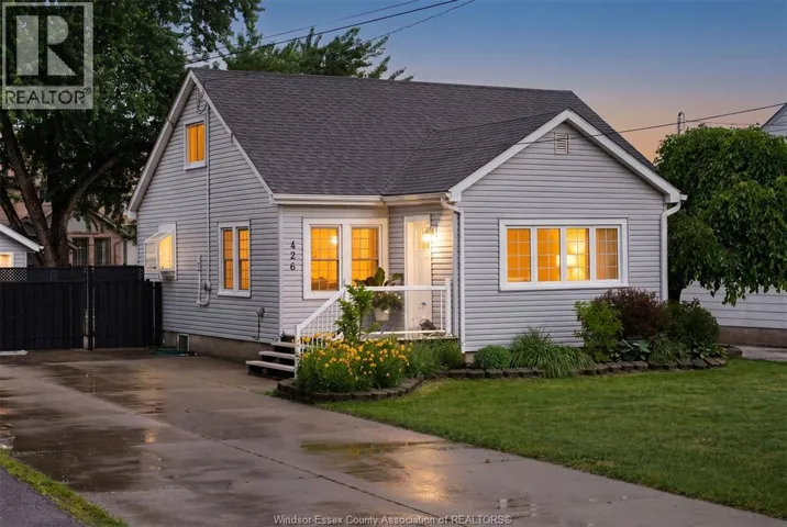 426 ST. PIERRE, Tecumseh, Ontario N8N1Y9