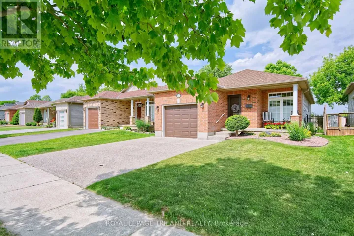1427 SOUTH WENIGE DRIVE, London North (North F), Ontario N5X4N1