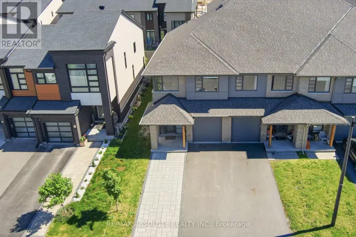 1072 LUNAR GLOW CRESCENT, Ottawa, Ontario K4M0J9