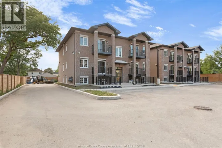 233 WATSON Unit# 306, Windsor, Ontario N8S3R8