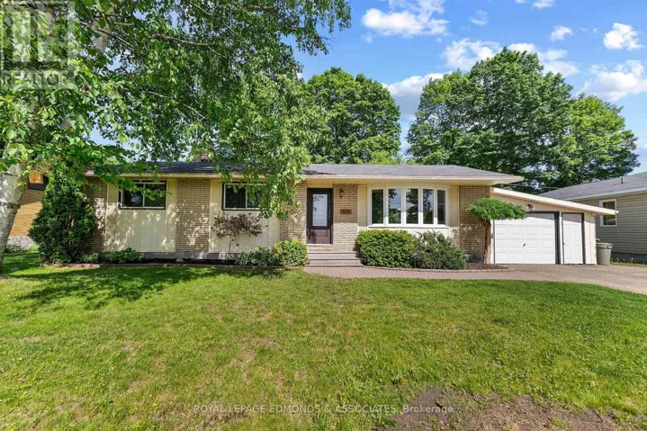 617 CECELIA STREET, Pembroke, Ontario K8A1T6