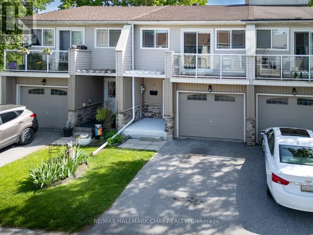 2 - 12 LANKIN BOULEVARD, Orillia, Ontario L3V6T2