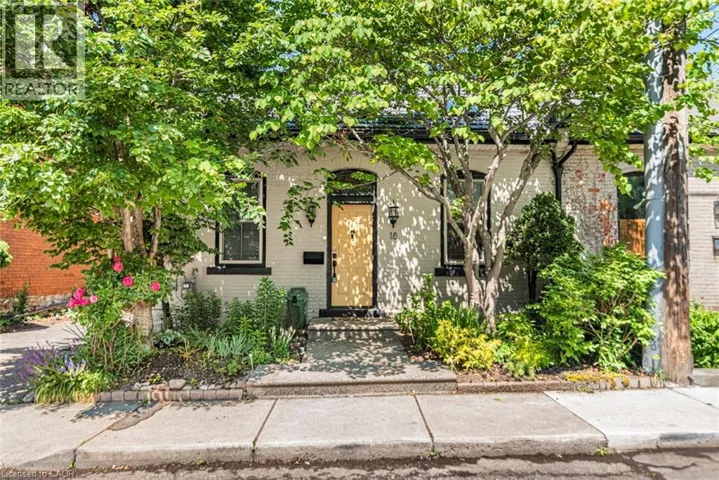 18 PEARL Street S, Hamilton, Ontario L8P3W5