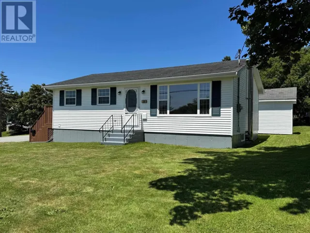 38 Hibernia Street, Yarmouth, Nova Scotia B5A2M6