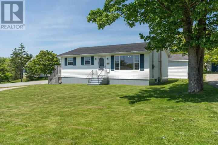 38 Hibernia Street, Yarmouth, Nova Scotia B5A2M6