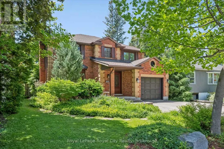 47 CALEDONIA STREET, Guelph (Dovercliffe Park/Old University), Ontario N1G2C8