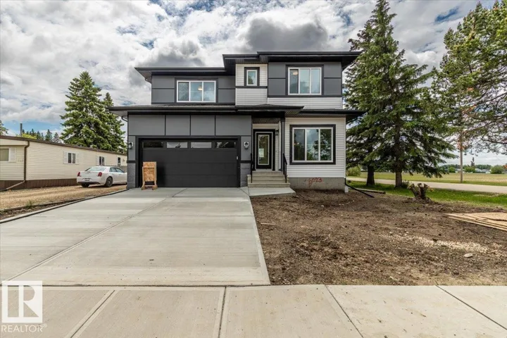 5023 47ave, Calmar, Alberta T0C0V0