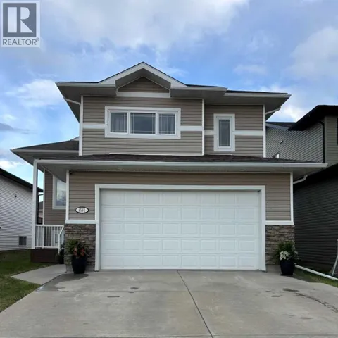8561 72 Avenue, Grande Prairie, Alberta T8X0N9