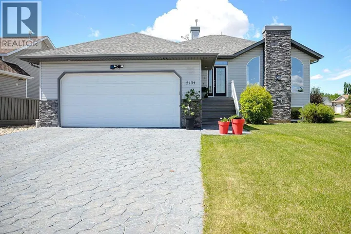 5134 53 Street, Daysland, Alberta T0B1A0