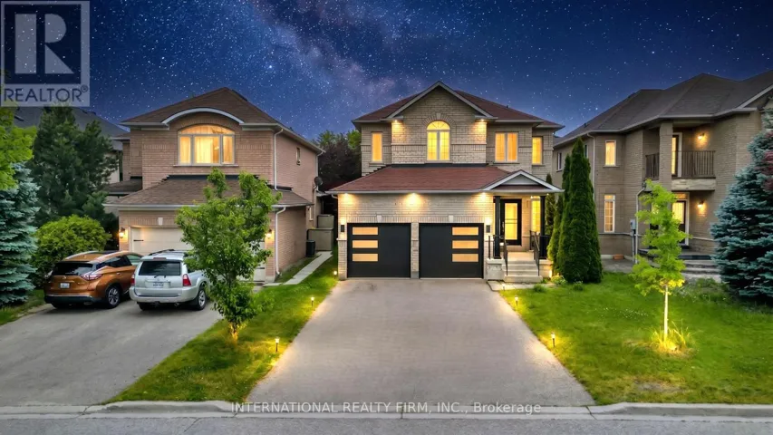 45 NAUGHTON DRIVE, Richmond Hill (Westbrook), Ontario L4C0R2