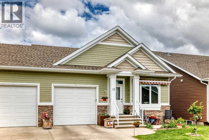 12 Beardsley Crescent, Lacombe, Alberta T4L0G4
