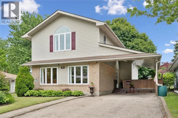 74 CALMCREST Drive, Kitchener, Ontario N2E1V3