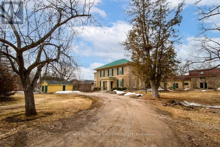 813 WATER ST. & 11 ARGYLE STREET, Peterborough (Northcrest Ward 5), Ontario K9H3N7