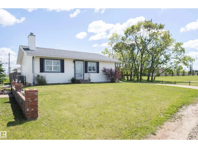 10232 101 ST, Westlock, Alberta T7P1X9