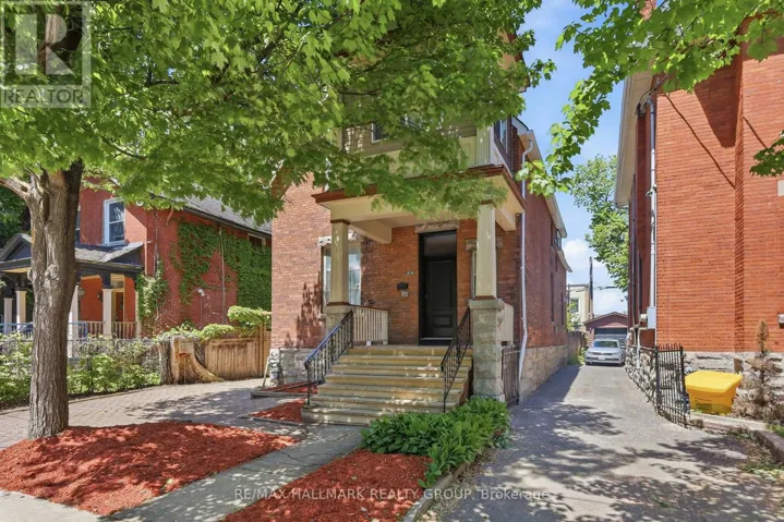 419 BESSERER STREET, Ottawa, Ontario K1N6B9