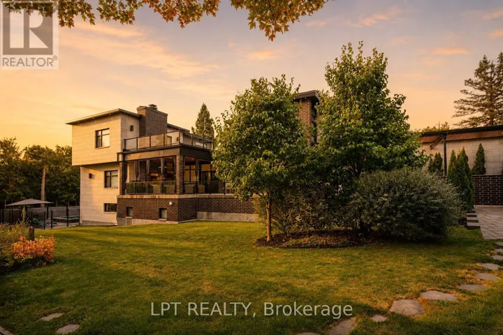 847 WALKLEY ROAD, Ottawa, Ontario K1V6R6