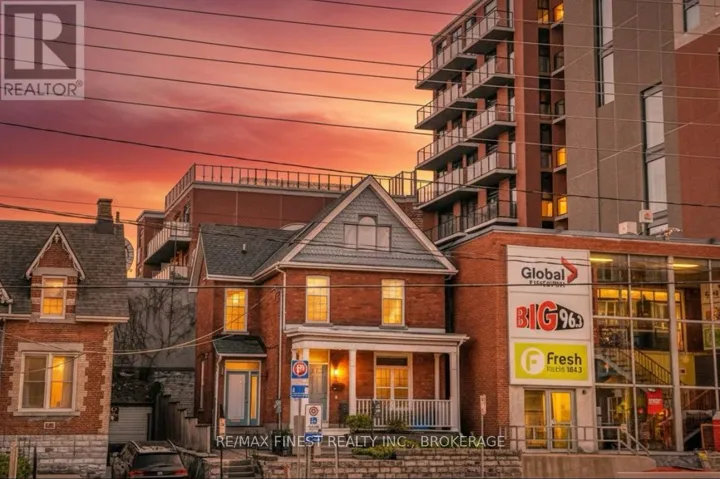 166 QUEEN STREET, Kingston (East of Sir John A. Blvd), Ontario K7K1B1