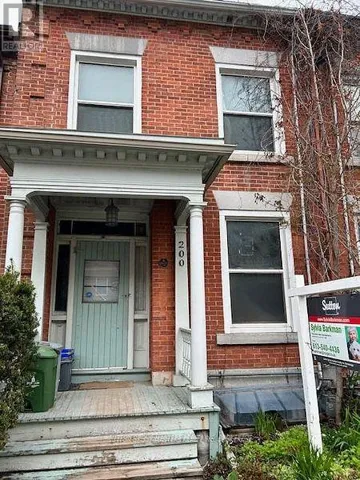 200 BAGOT STREET, Kingston (Central City East), Ontario K7L3G1