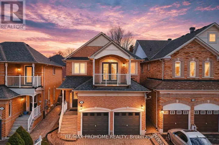 34 INVERHURON STREET, Richmond Hill (Oak Ridges Lake Wilcox), Ontario L4E4H2