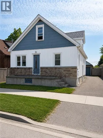 36 BRIGHTON Avenue, St. Catharines, Ontario L2M5S7