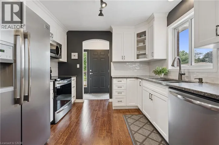 4 GEORGE Street, Norwich, Ontario N0J1P0