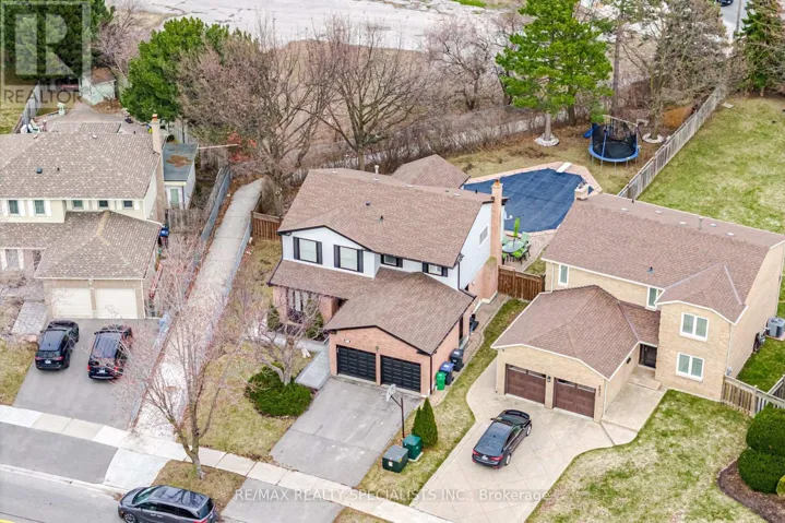 6101 EDENWOOD DRIVE, Mississauga (Meadowvale), Ontario L5N2Y6