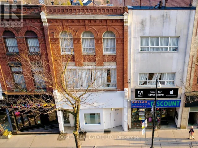 2963 DUNDAS STREET W, Toronto (Junction Area), Ontario M6P1Z2