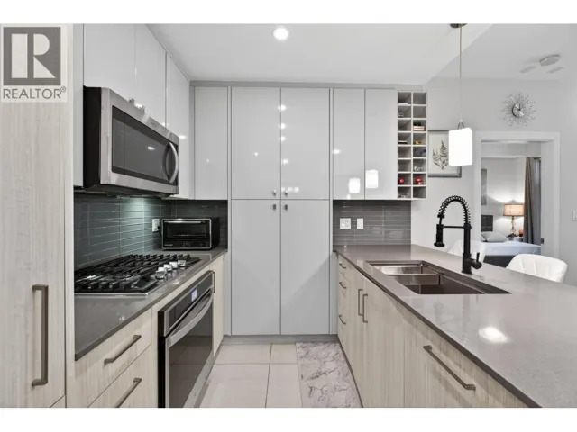 307 23233 GILLEY ROAD, Richmond, British Columbia V6V1E6