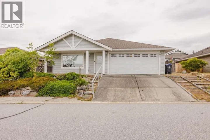 5687 EMILY WAY, Sechelt, British Columbia V7Z0N5