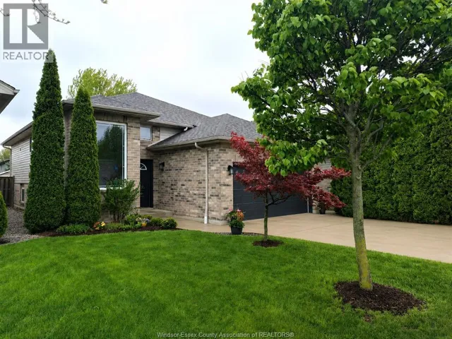 2514 DUNESHILL AVENUE, Windsor, Ontario N8P1Y2