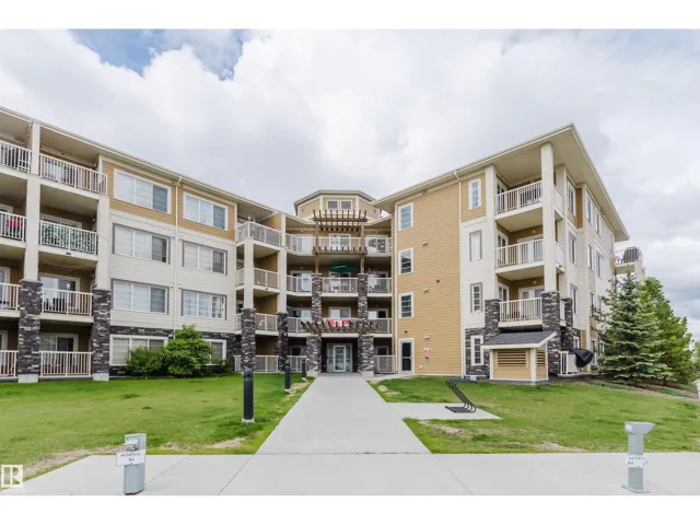#402 3670 139 AV NW, Edmonton, Alberta T5Y3N5