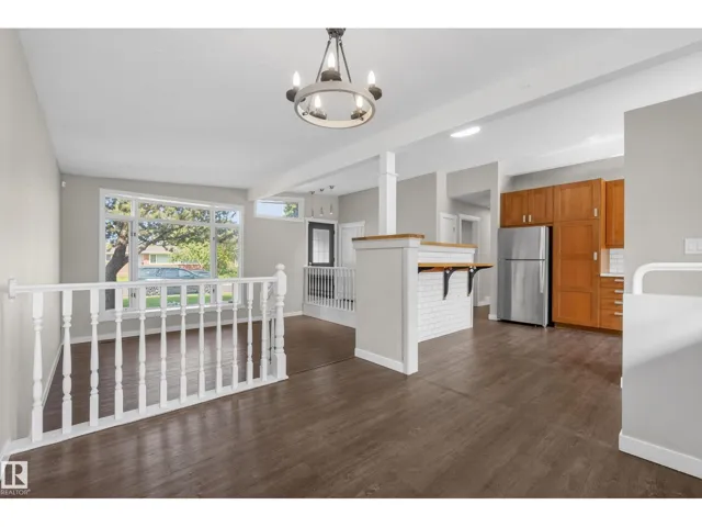 9043 52 ST NW, Edmonton, Alberta T6B1G1